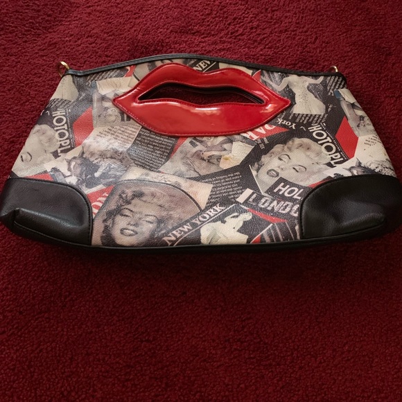 Handbag - Picture 2 of 4